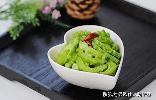 凉瓜不能和什么一起吃,揭秘不能与哪些食物同食