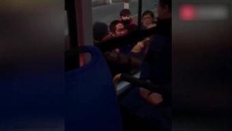 吃瓜观众买瓜子视频,跟随视频一起品味生活百态