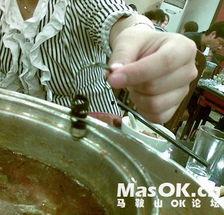 小天鹅吃瓜,小天鹅的夏日瓜趣时光